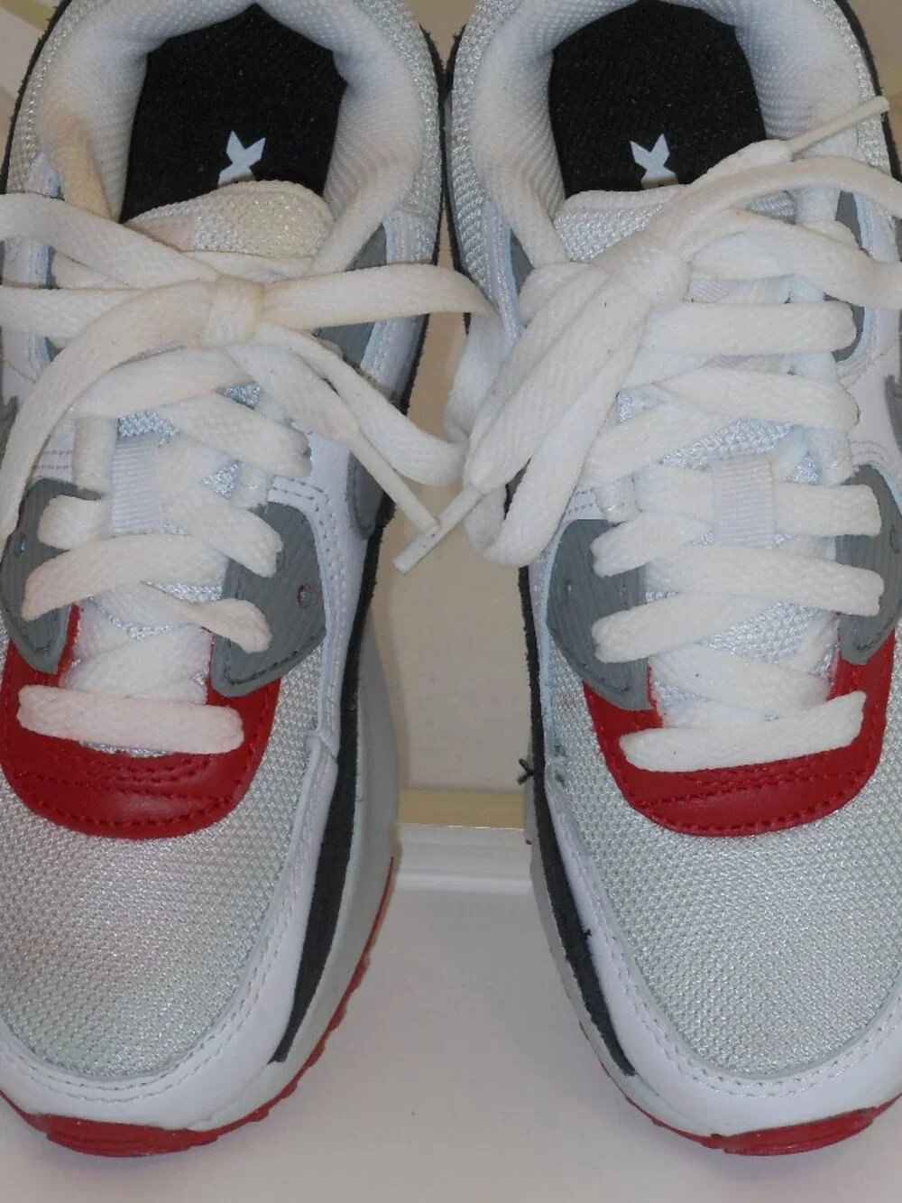 NIKE AIR MAX LOW TOP MULTI-COLOR SNEAKERS SIZE 13C
